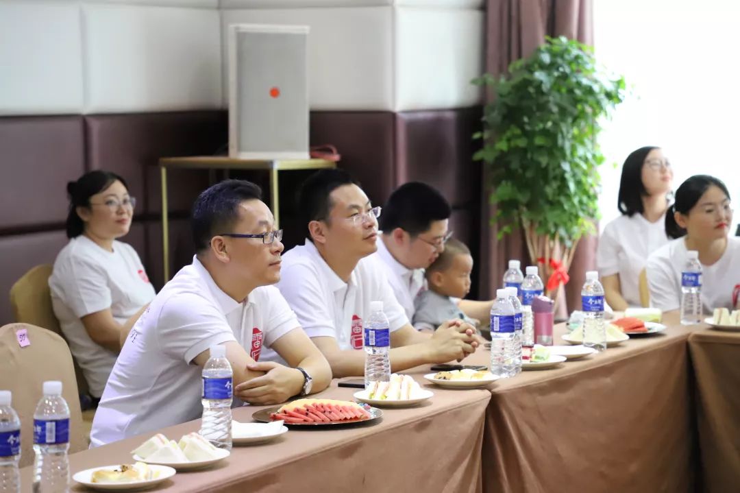 雷动欢声聚团圆，石移月满共婵娟 ——记雷石律所2019年中秋联欢会