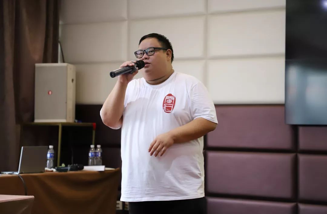 雷动欢声聚团圆，石移月满共婵娟 ——记雷石律所2019年中秋联欢会
