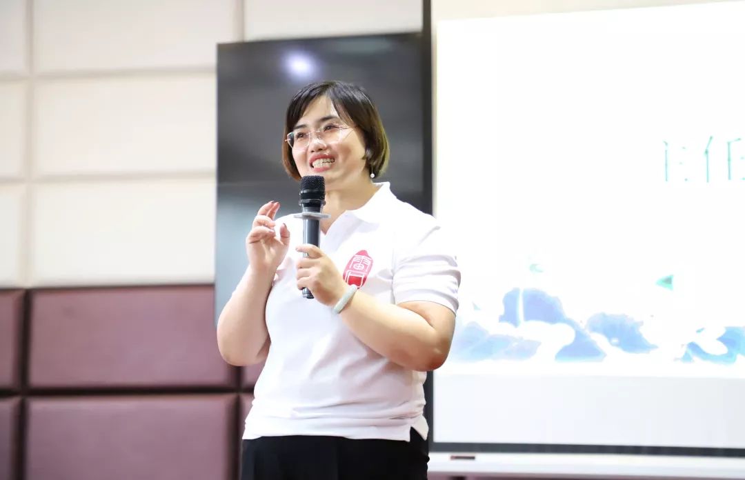 雷动欢声聚团圆，石移月满共婵娟 ——记雷石律所2019年中秋联欢会