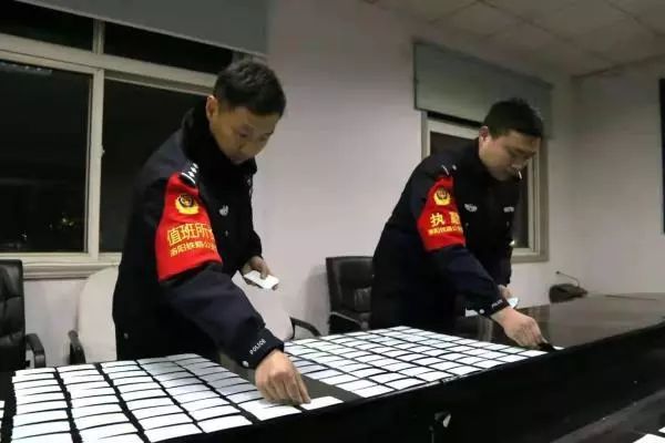 雷石普法|河南邓州东站派出所捣毁一制售假火车票窝点 雷石普法|河南邓州东站派出所捣毁一制售假火车票窝点