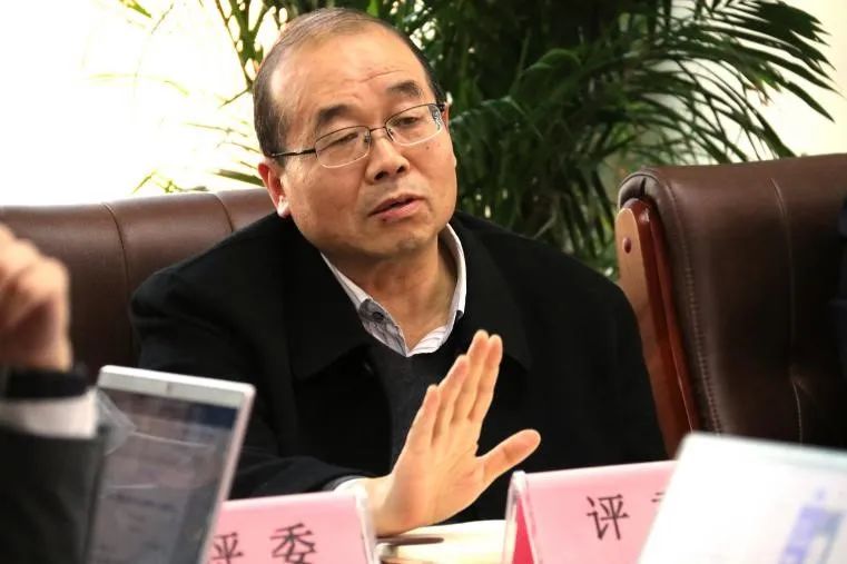 巧言善语化症结，循循善诱解纷争
