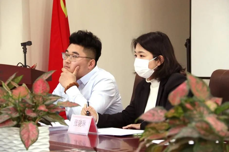 巧言善语化症结，循循善诱解纷争