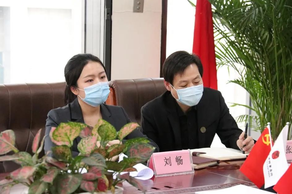 巧言善语化症结，循循善诱解纷争